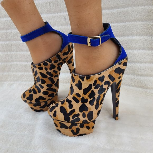 London Trash WYNNE Pony Hair 2" Platform 6.5" Heels - Picture 1 of 10